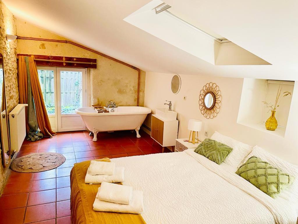 Le Grand Franc Gite Cosy Proche Tous Commerces Tonnay-Charente Luaran gambar